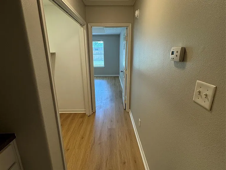 16324 Sun View Ln — Photo 5