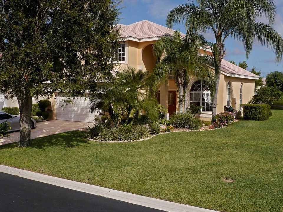 1st image of 6107 Newport Village Way