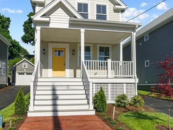 18 Duke St, East Greenwich, RI 02818