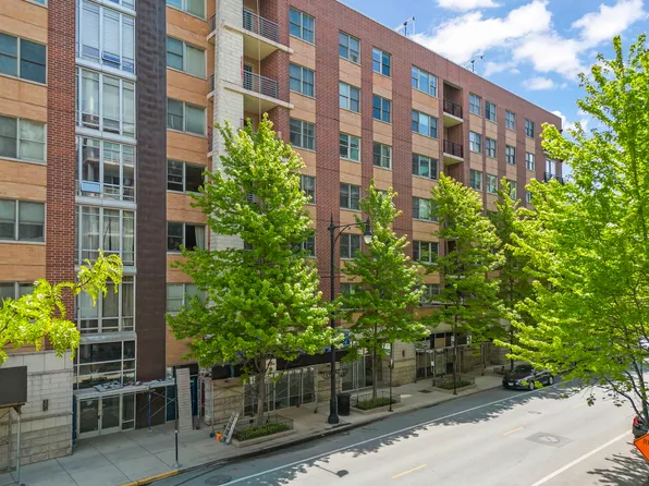 873 N Larrabee St APT 202, Chicago, IL 60610