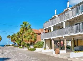 2700 Gulf Blvd APT 2, Indian Rocks Beach, FL 33785
