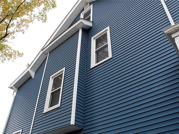 3rd image of 1653 Marlowe Ave
