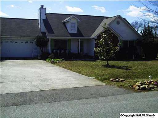 1st image of 118 Ed Milner Dr