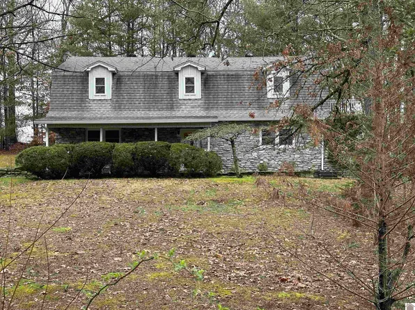 894 Forest Dr, Benton, KY 42025