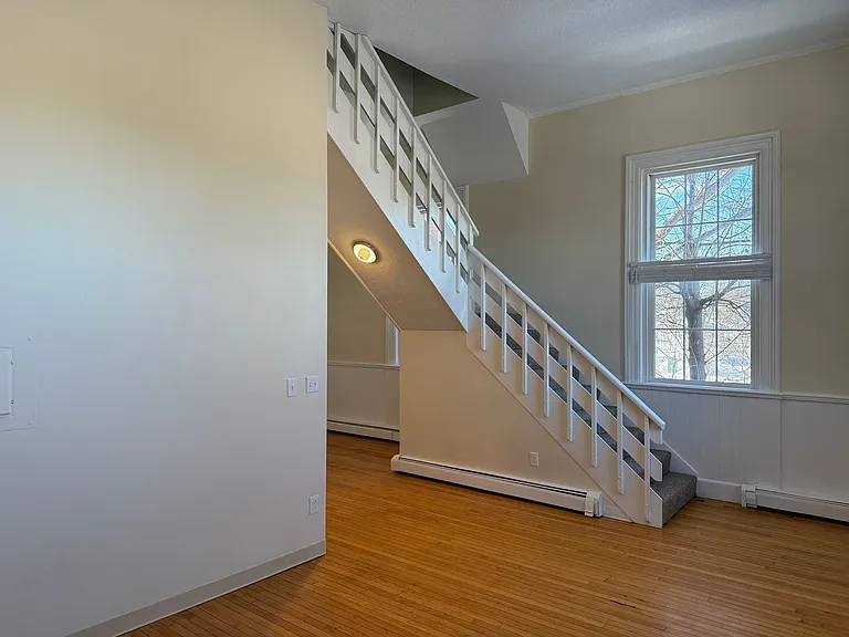 34 Spring St — Photo 6