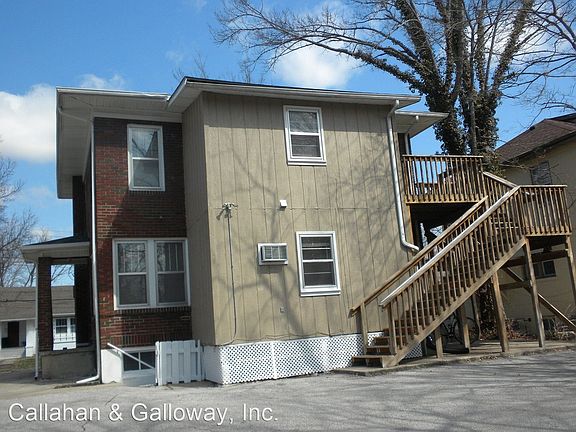 2nd image of 1510 Rosemary Ln