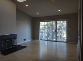95 Amberly Ct #1612, Franklin Park, NJ 08823