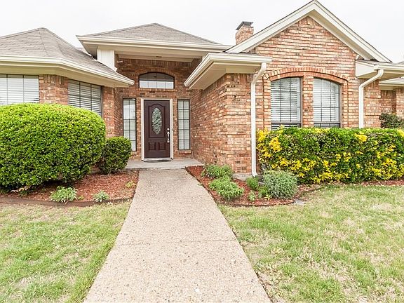 2nd image of 4207 N Cliff Dr