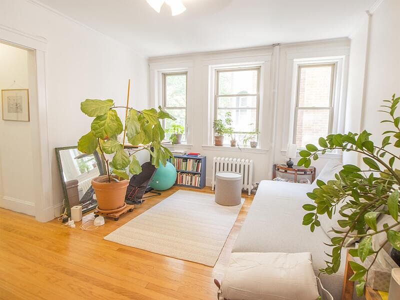 1st image of 52 Garden St APT 25