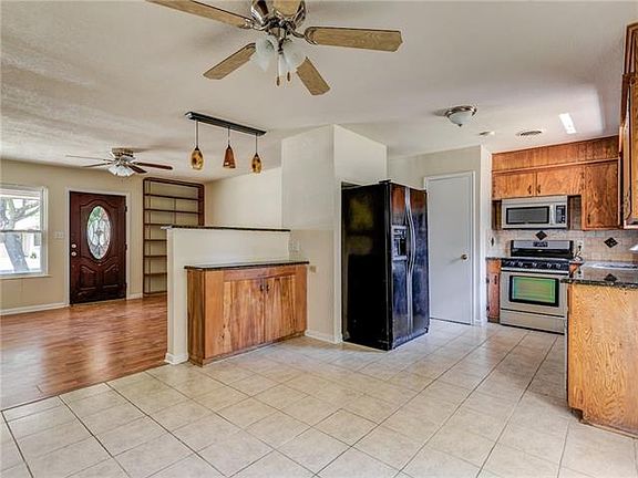 4th image of 4717 Fawn Dr