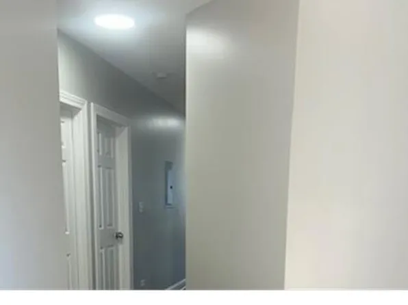 437 W Marquette Rd #3, Chicago, IL 60621