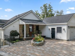 182 Manchaug Rd, Sutton, MA 01590