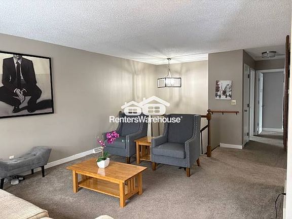3rd image of 3013 Fairview Rd SW