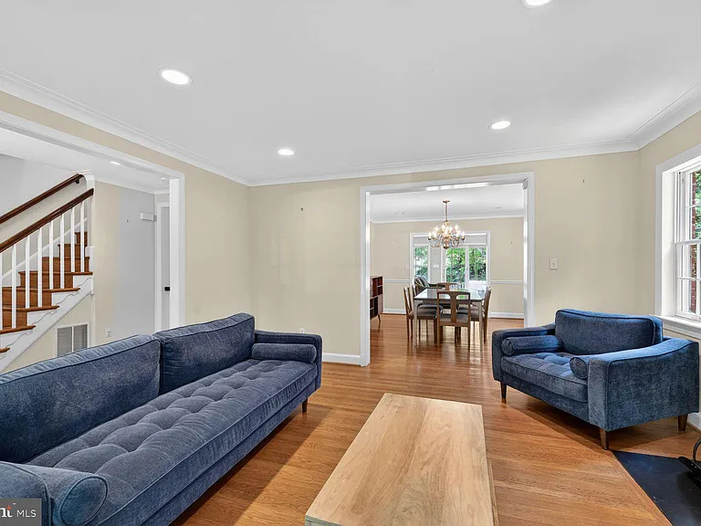 5105 34th St NW — Photo 5