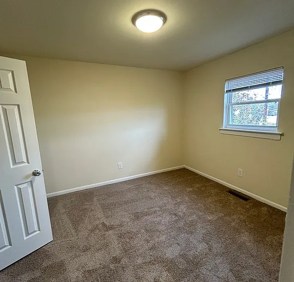 5200 Collindale Rd — Photo 3