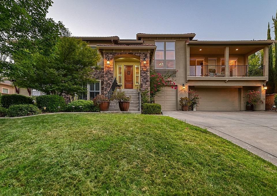 1st image of 2084 Frascati Dr