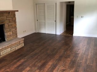 2413 Central St APT E, Evanston, IL 60201