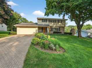 414 Melody Ln, Verona, WI 53593