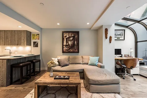 Sold by Cantor and Pecorella | media 11