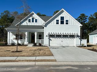 1121 Mallard Pointe Ln, Southport, NC 28461