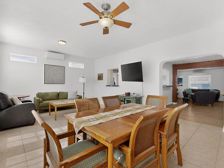 226 Sierra Pl NE — Photo 40