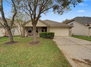 6834 Ridgewood Ln, Dickinson, TX 77539