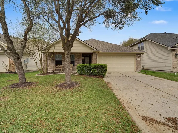 6834 Ridgewood Ln, Dickinson, TX 77539