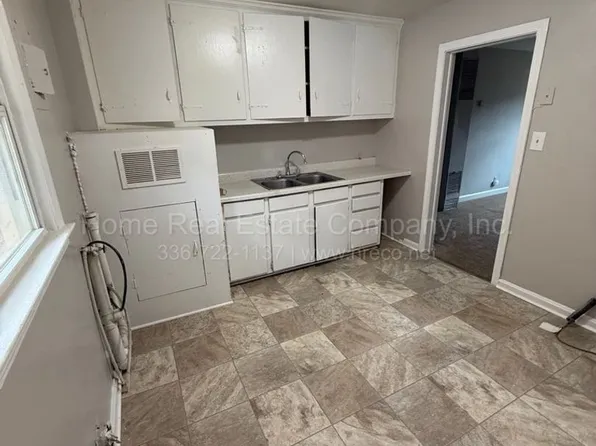 1447 Clark Ave APT A, Winston Salem, NC 27105