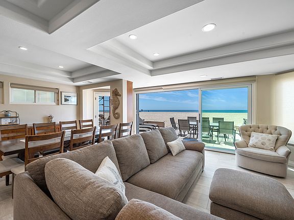 4th image of 4207 Seashore Dr