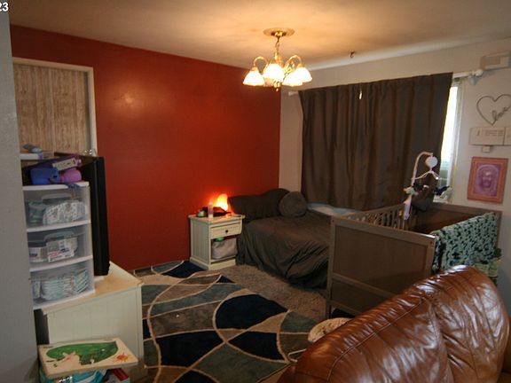 5th image of 839 New Terrace Ct NE