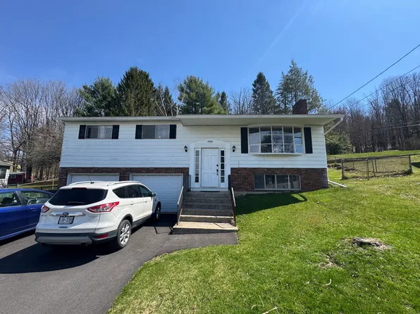 4520 Marshall Dr W, Vestal, NY 13850