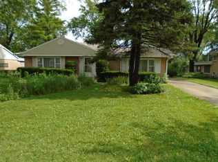 8437 W Carol St, Niles, IL 60714