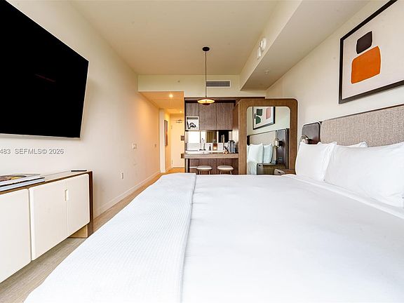 2nd image of 1611 SW 2nd Ave #613