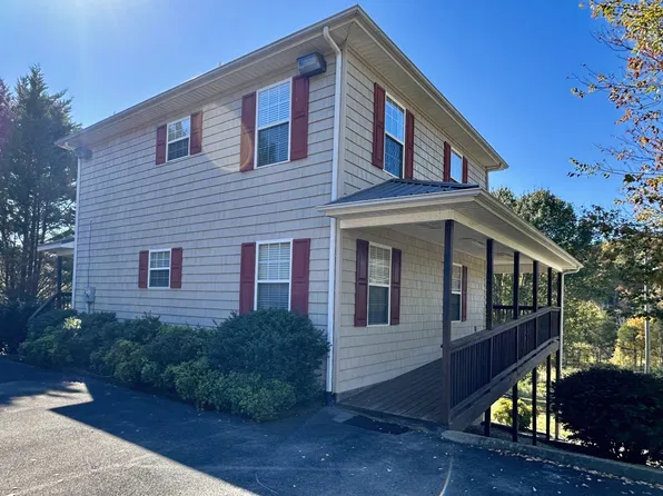 249 Mill View Dr, Pigeon Forge, TN 37863