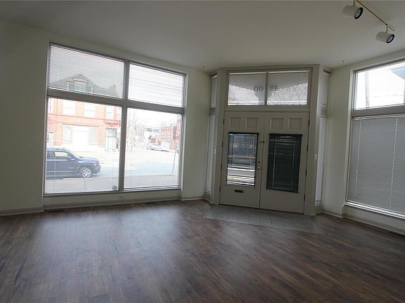 5th image of 3900 Shenandoah Ave