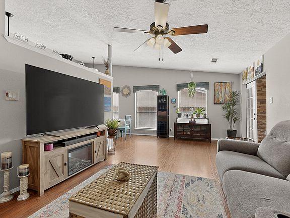 5th image of 203 Monte Largo Dr NE