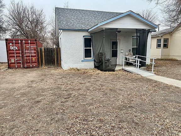 2nd image of 206 8th St