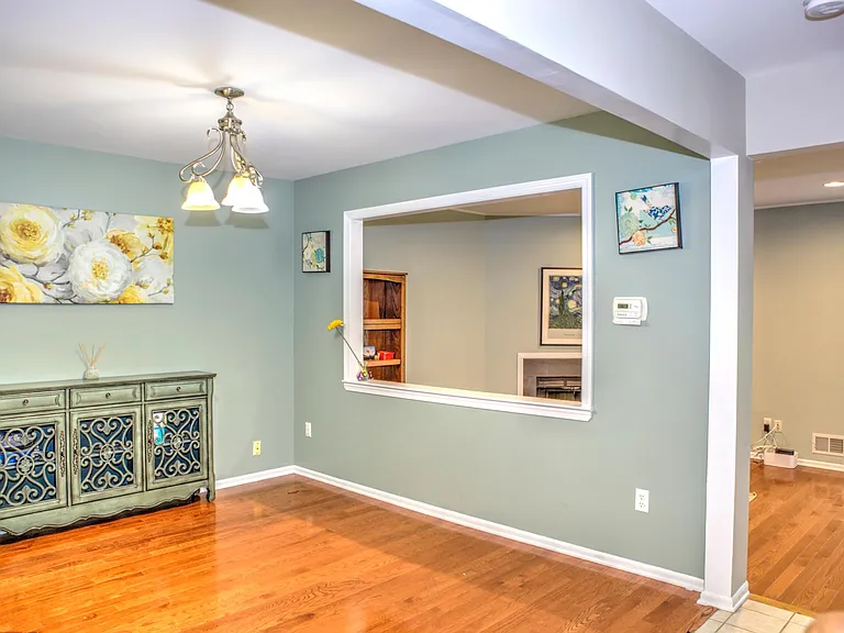 14 Taft Ct — Photo 6