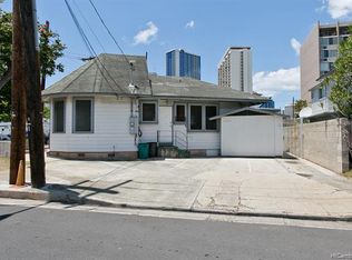 1624 Fern St, Honolulu, HI 96826