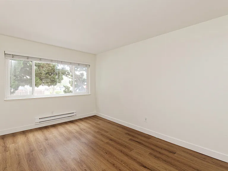 184 Callan — Photo 14