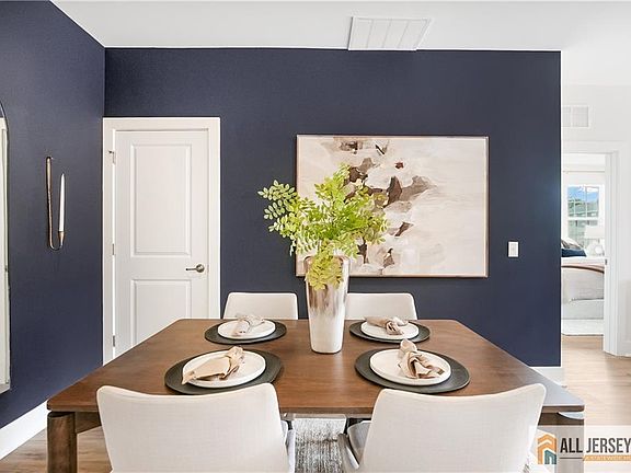 4th image of 2107 Prince Hall Dr