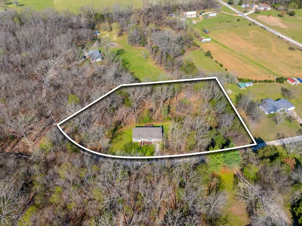200 Lance Wood Drive, Kissee Mills, MO 65680