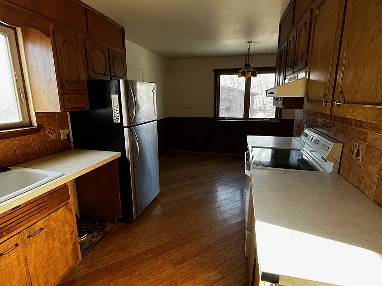 Kitchen, (photo taken when new dishwasher was being installed)