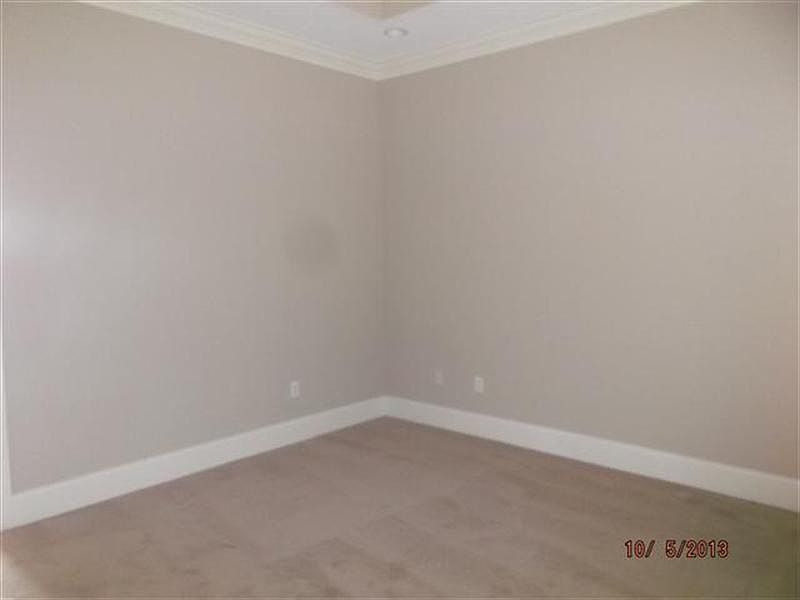 2nd image of 108 Copper Ridge Ln