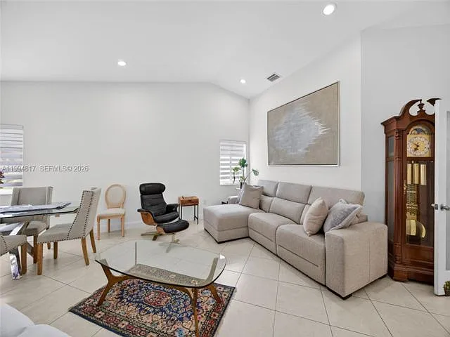 14610 SW 145th Pl — Photo 17