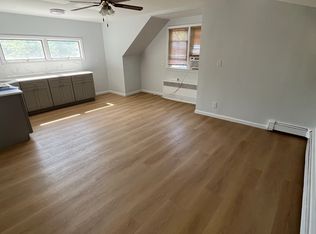 70 Remsen St #2, Staten Island, NY 10304