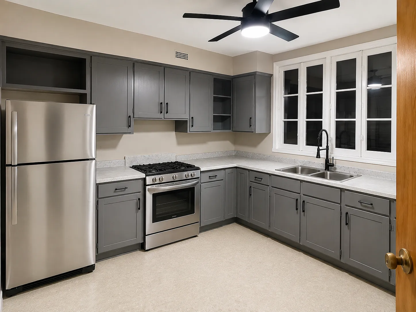 2 bed, 1247 sqft, $1,350 — Photo 3