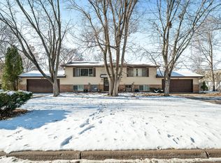 8820 Griggs Ave, Circle Pines, MN 55014