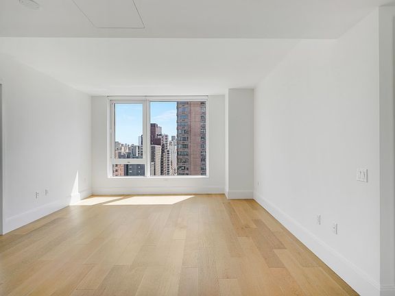 4th image of 368 3rd Ave #15B