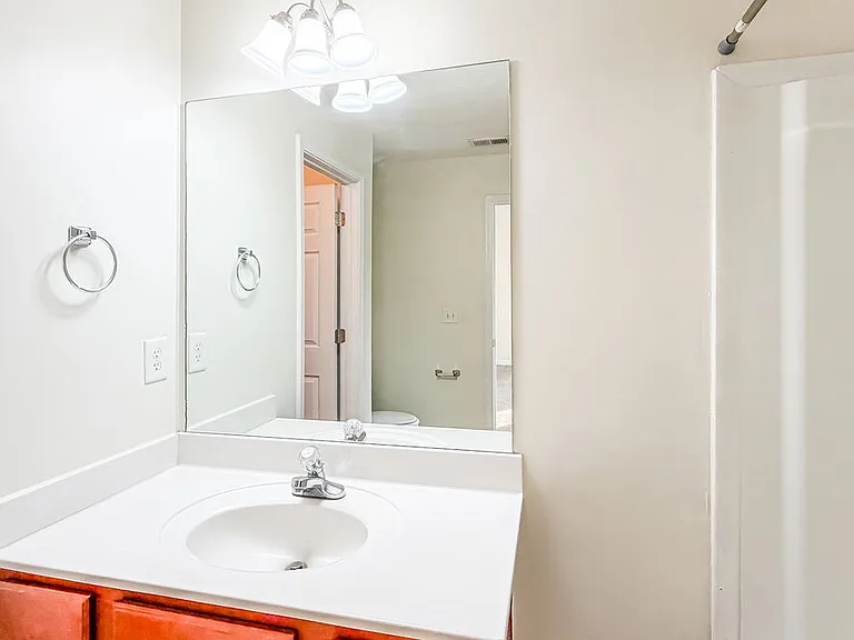 815 Forsythia Way — Photo 13